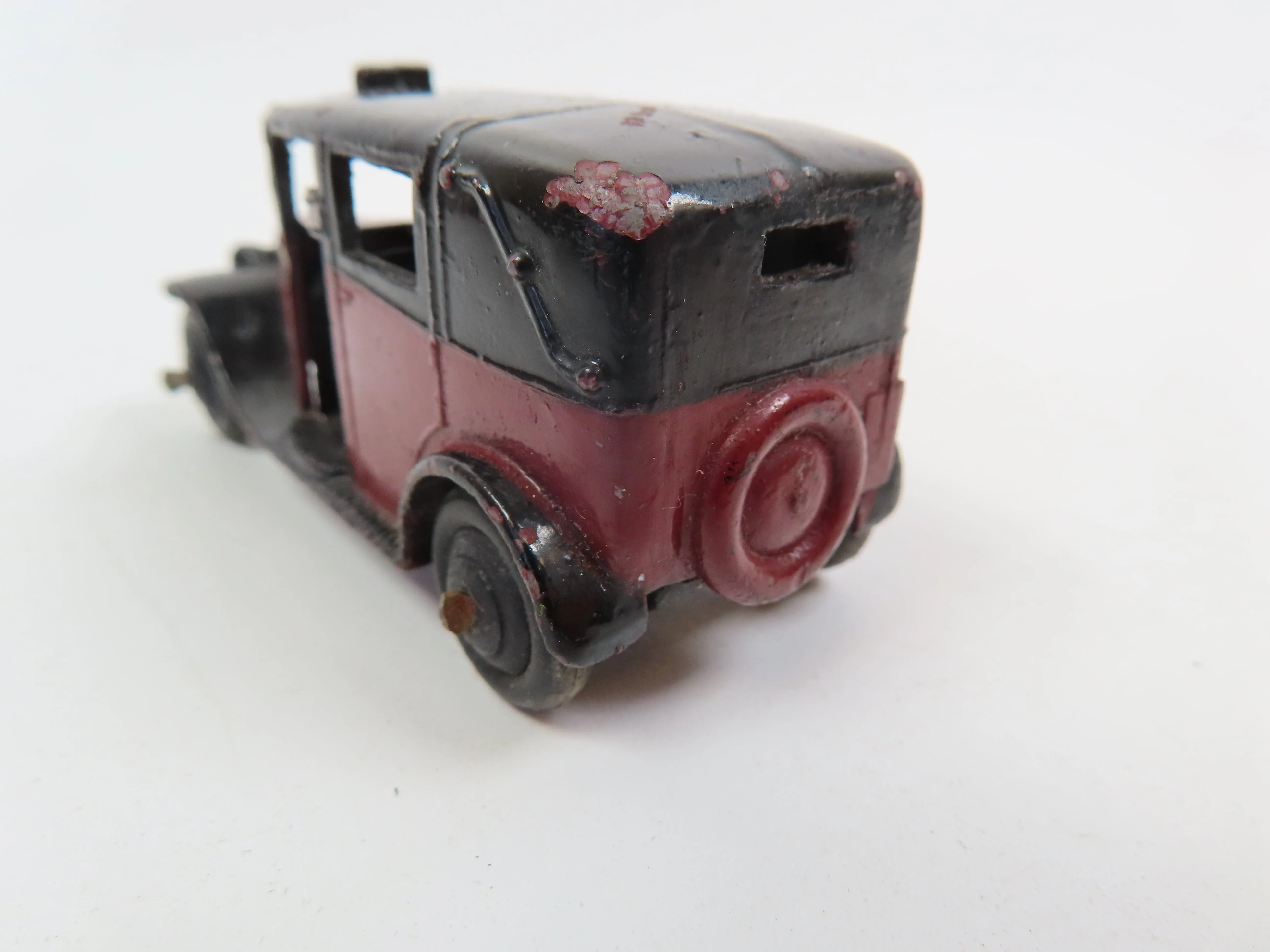 Dinky 36g Taxi - Maroon/Black - Fairly Chipped !